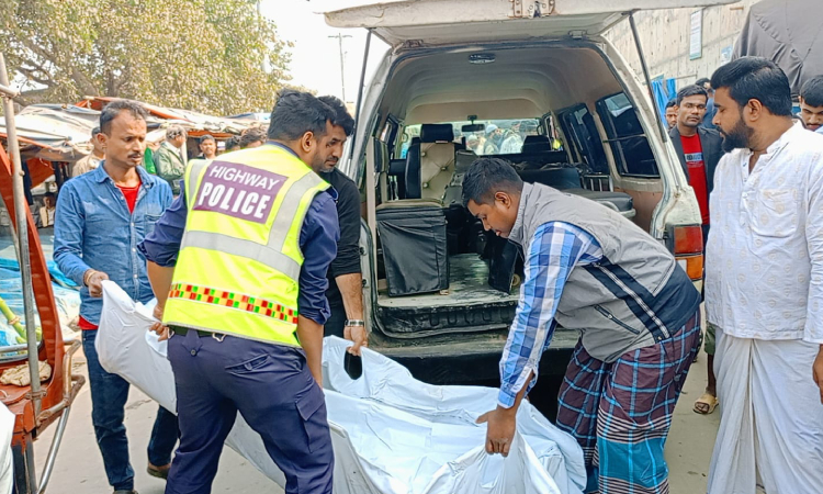 টাঙ্গাইলে প্রাইভেটকারের চাপায় মোটরসাইকেল আরোহী নিহত