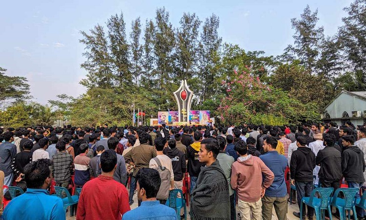নানা আয়োজনে নোবিপ্রবি ছাত্রলীগের সম্মিলিত কর্মীসভা অনুষ্ঠিত