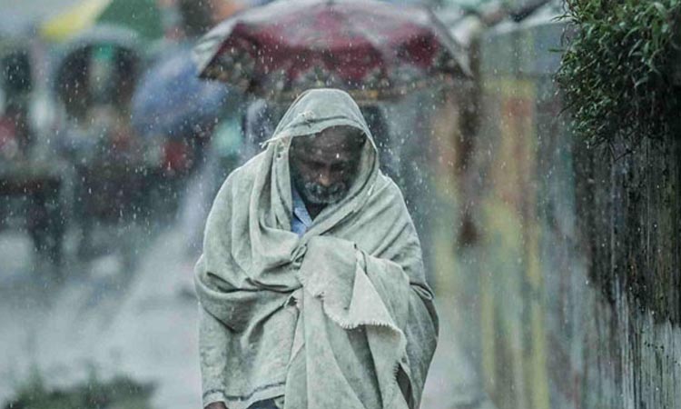 আজ ঢাকা-খুলনায় বৃষ্টির আভাস, ৫ বিভাগে হতে পারে কাল