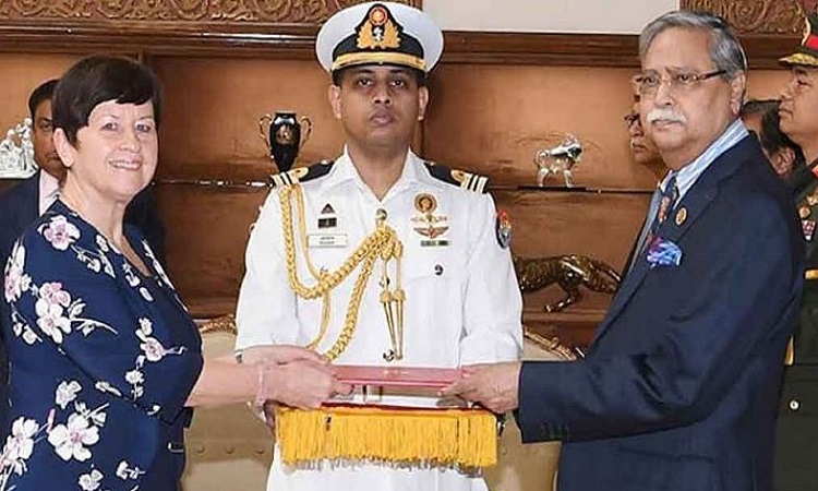 রাষ্ট্রপতির কাছে নবনিযুক্ত ৭ রাষ্ট্রদূতের পরিচয়পত্র পেশ