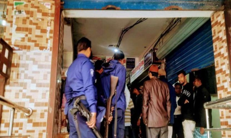পুঠিয়ার বানেশ্বরে একরাতে ৯ দোকানে চুরি