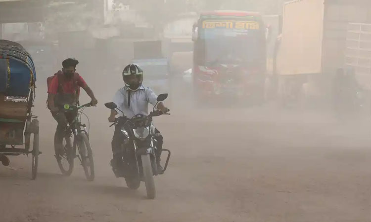 বায়ুদূষণের শীর্ষে কলকাতা, দ্বিতীয় ঢাকা