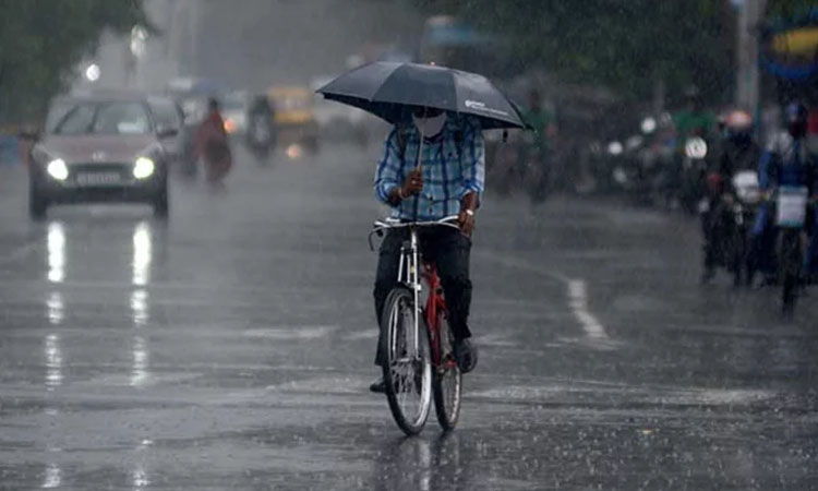 রাজধানীসহ ৪ বিভাগে মাঝারি থেকে ভারী বৃষ্টির আভাস