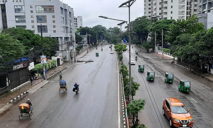 বৃষ্টিতেও মানে ফিরল না ঢাকার বায়ু