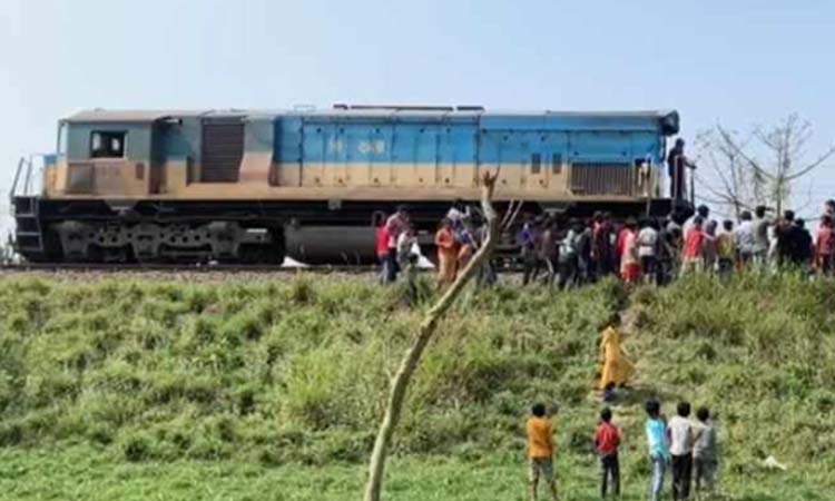 ঢাকার সঙ্গে উত্তরবঙ্গের ট্রেন চলাচল স্বাভাবিক