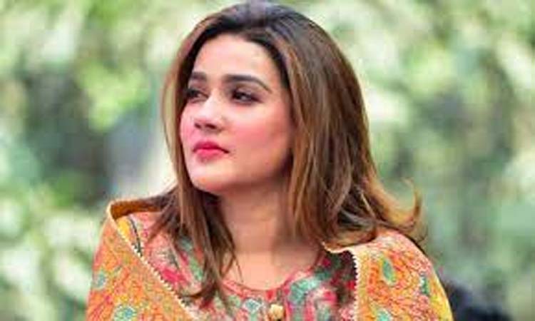 ভালোবাসা মৃত্যুর আগ পর্যন্ত স্মৃতি হয়ে থাকবে: মাহি