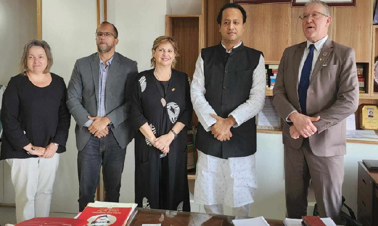 বাংলাদেশ-কানাডা কারিগরি ও বৃত্তিমূলক শিক্ষার প্রসারে একসঙ্গে কাজ করবে