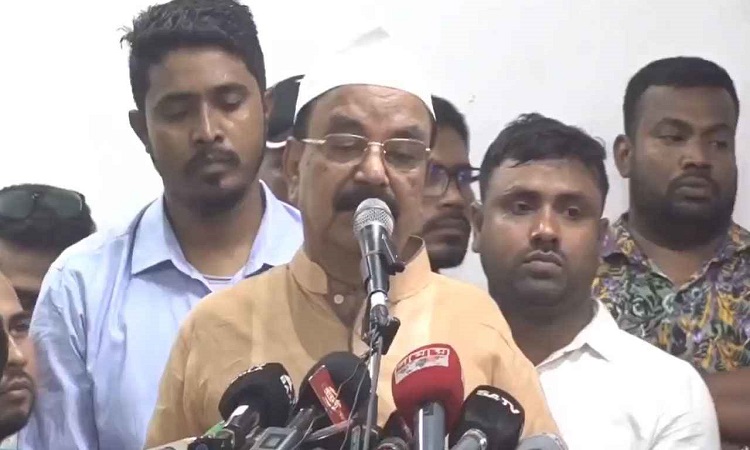 বাংলাদেশের পোশাক শিল্প ধ্বংসের পাঁয়তারা করছে ভারত: গয়েশ্বর