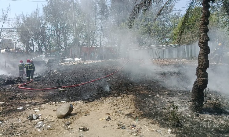 কর্ণফুলীতে ফের আগুনে মডার্ন পলি ইন্ডাস্ট্রিজের জুট পুড়ে ছাই