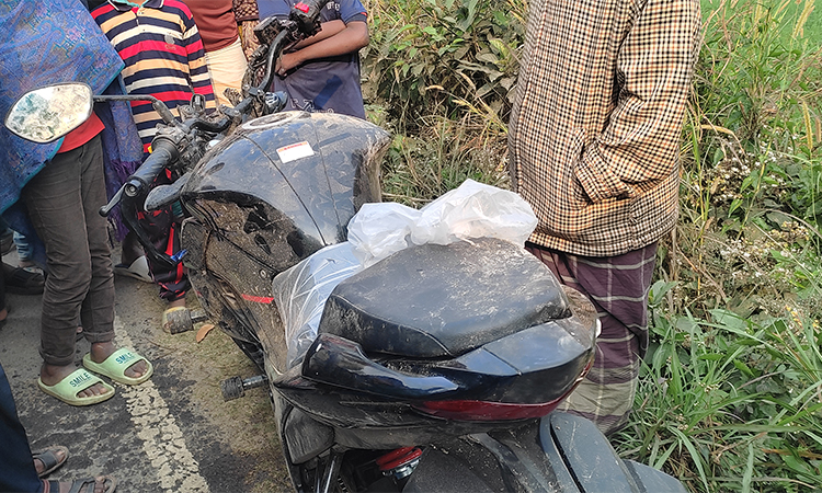 তিনদিন আগে কেনা মোটরসাইকেলে প্রাণ গেল দুই বন্ধুর