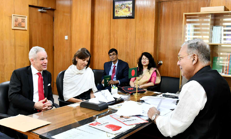 সচিবালয়ে কৃষিমন্ত্রীর সঙ্গে সুইজারল্যান্ডের রাষ্ট্রদূতের বৈঠক