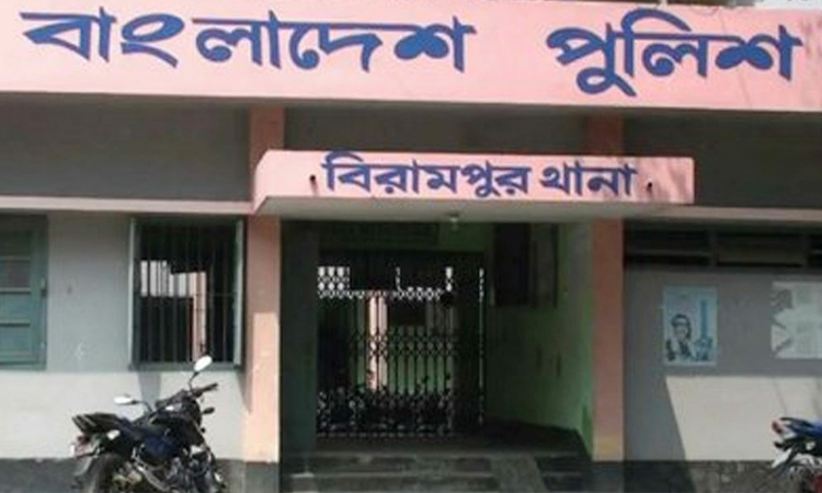 বিরামপুরে দুই ট্রাকের সংঘর্ষে চালক নিহত