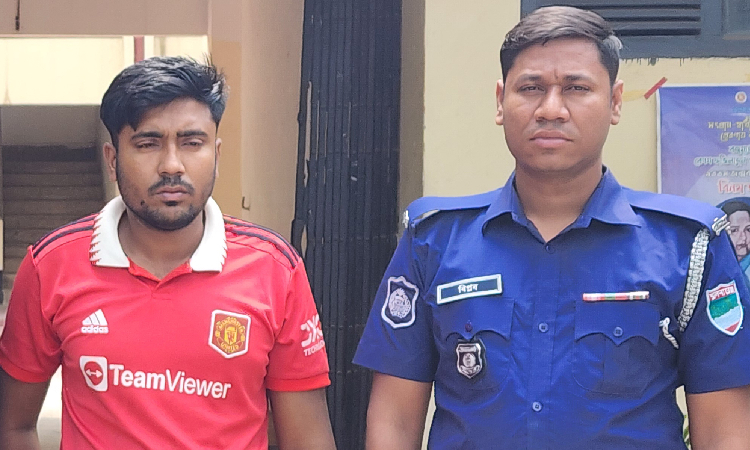 কালীগঞ্জে পর্নোগ্রাফি মামলায় যুবক আটক