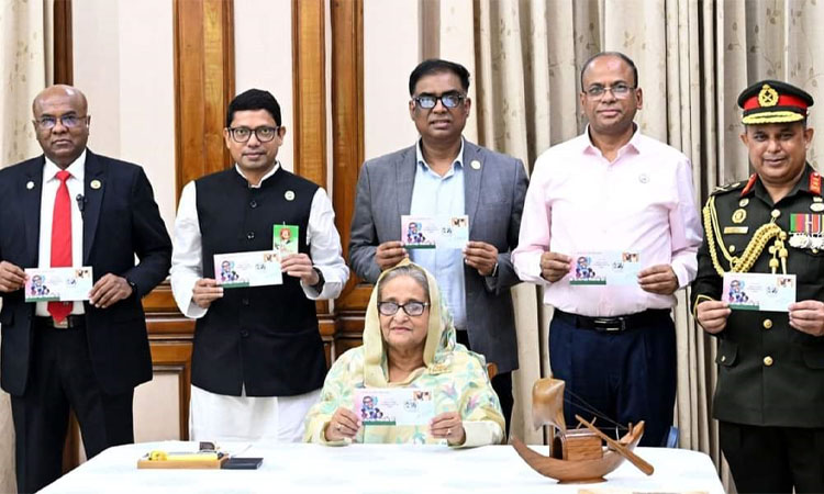 বঙ্গবন্ধুর জন্মদিনে স্মারক ডাকটিকিট অবমুক্ত করলেন প্রধানমন্ত্রী