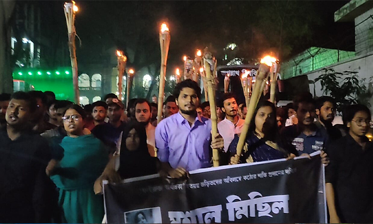 গোপালগঞ্জে ৫০ কেজি গাঁজাসহ ৪ মাদকব্যবসায়ী আটক