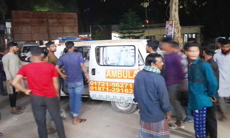 গাছের সঙ্গে মোটরসাইকেলের ধাক্কায় নিহত ১, আহত ১