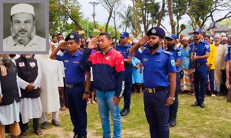মধ্যনগরে বীর মুক্তিযোদ্ধাকে রাষ্ট্রীয় মর্যাদায় দাফন