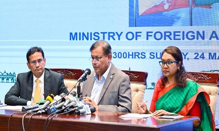 ভুটানের রাজার সফরে ৩ সমঝোতা স্মারক সই, হবে চুক্তি নবায়ন