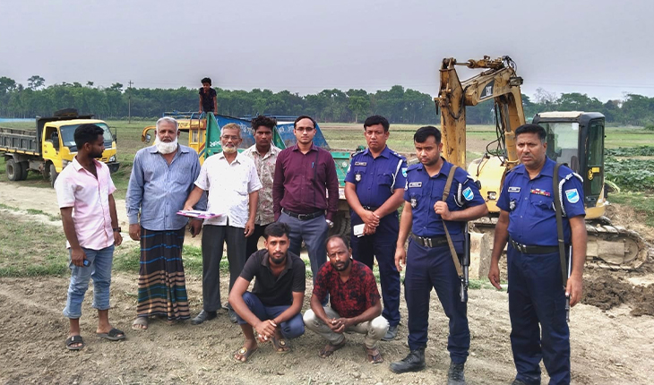 খালের মাটি ইটের ভাটায় বিক্রি, ইউপি সদস্যসহ ২ জনকে জরিমানা