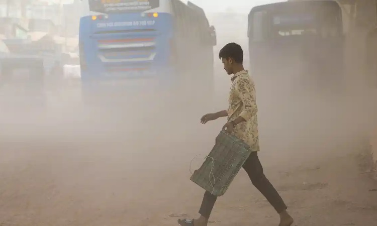 ফের ‘অস্বাস্থ্যকর’ ঢাকার বাতাস