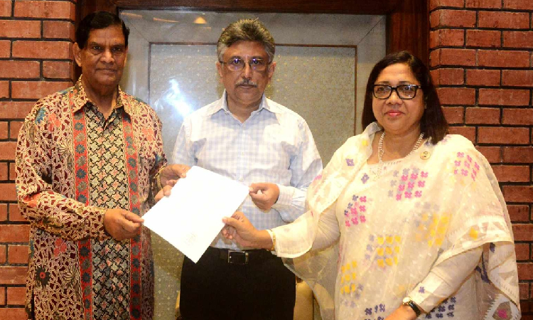 পার্লামেন্ট মেম্বারস ক্লাব নির্বাচনে ২৫ সদস্যের প্যানেল জমা