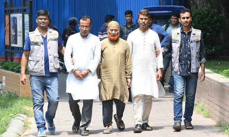 রাষ্ট্রপতির আত্মীয় পরিচয়ে প্রতারণা, গ্রেফতার ৩