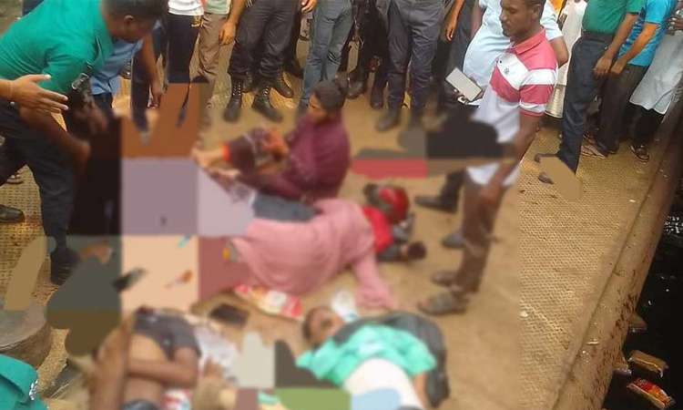 সদরঘাটে লঞ্চের দড়ি ছিঁড়ে ৫ জন নিহত