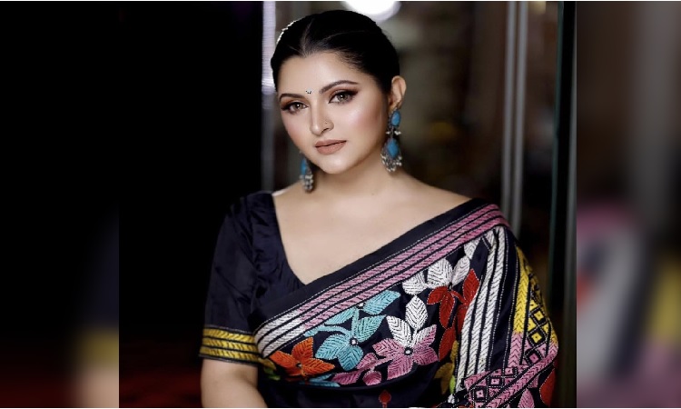পরীমনির রঙিন দিন এবার রংহীন