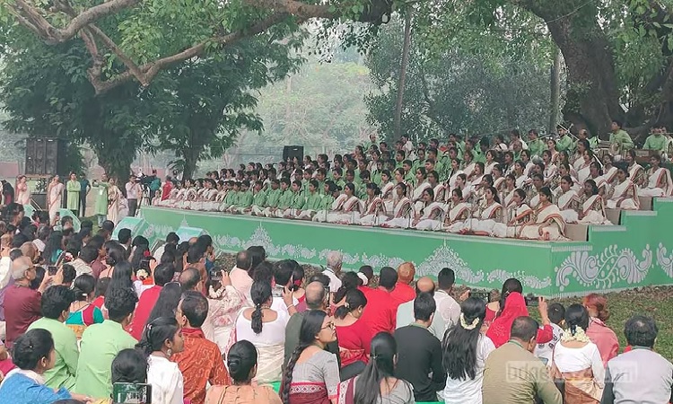 রমনা বটমূলে বরণ করে নেওয়া হলো বাংলা নববর্ষকে