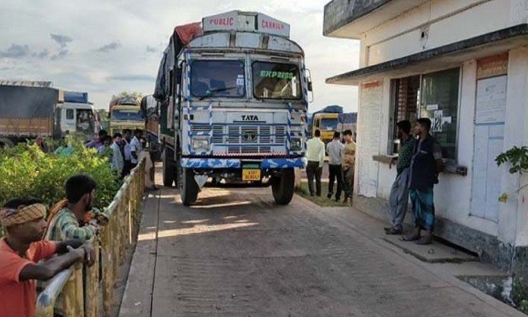 আখাউড়া স্থলবন্দরে আমদানি-রফতানি শুরু