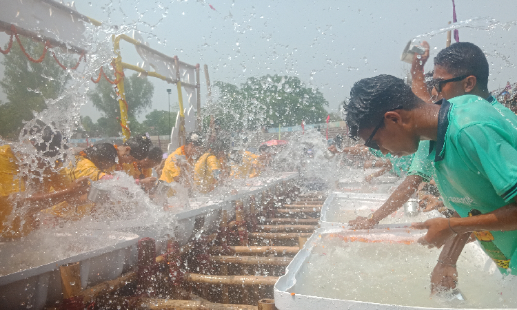 রাঙ্গামাটিতে সাংগ্রাই জল উৎসব অনুষ্ঠিত