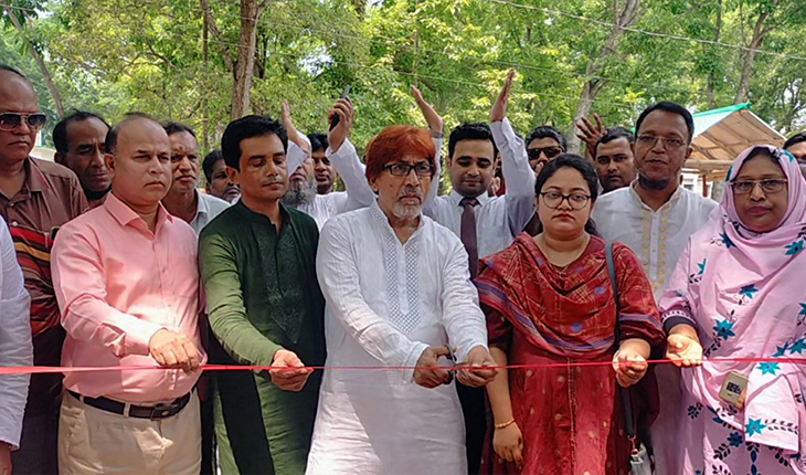 গুরুদাসপুরে প্রাণিসম্পদ সেবা সপ্তাহ ও প্রদর্শনী মেলার উদ্বোধন