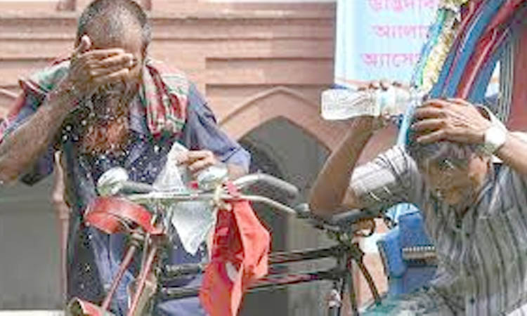 আজও ঢাকার তাপমাত্রা ছাড়াতে পারে ৪০ ডিগ্রি