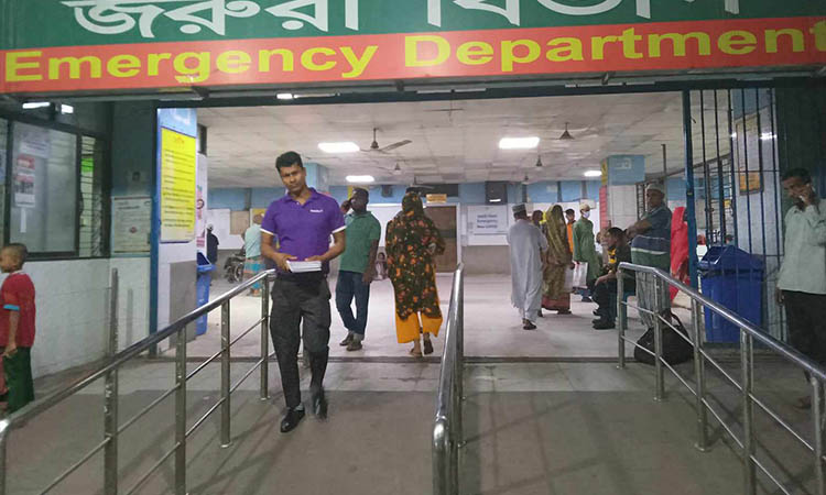 ডেমরায় দুই মোটরসাইকেল সংঘর্ষে যুবক নিহত