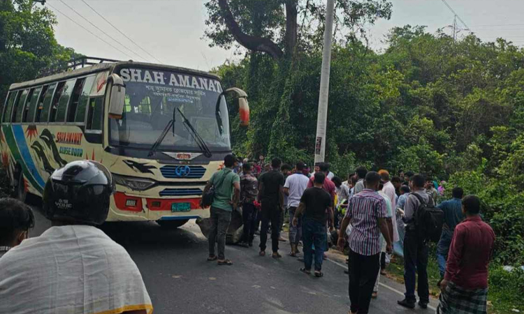 মোটরসাইকেল দুর্ঘটনায় চুয়েটের দুই শিক্ষার্থী নিহত