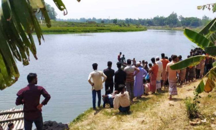 কক্সবাজারে নদীতে মাছ ধরতে নেমে দুই জেলে নিখোঁজ