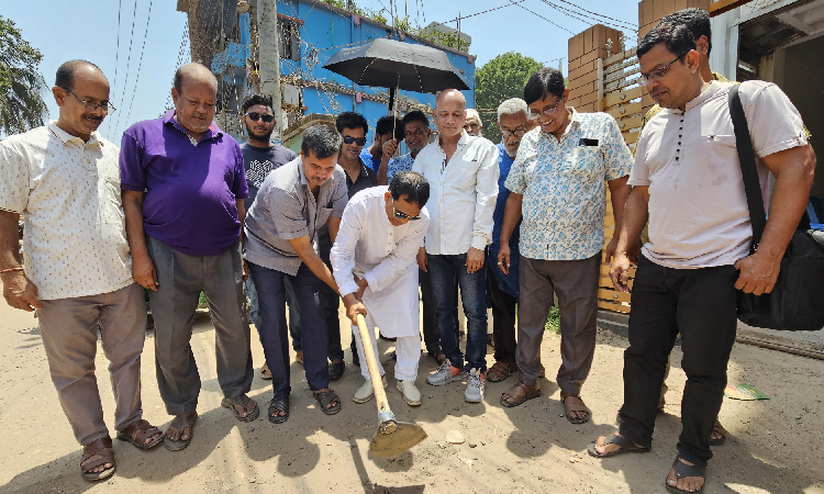 টাঙ্গাইলে ৬শ বিশ মিটার রাস্তার উন্নয়ন কাজের উদ্বোধন