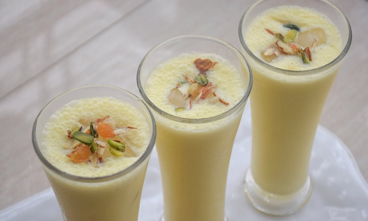 গরমে প্রাণ জুড়াতে শাহি লাচ্ছি