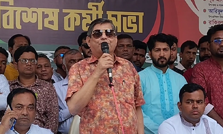 ধর্মপ্রাণ হওয়ার জন্য সাম্প্রদায়িক হওয়ার প্রয়োজন নেই: গণপূর্তমন্ত্রী