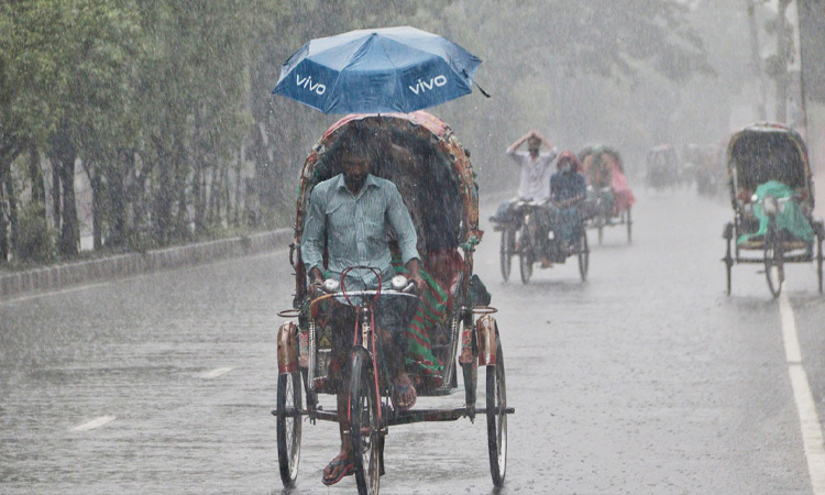 রাজধানীতে স্বস্তির বৃষ্টি