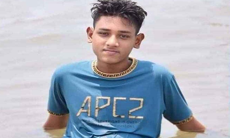 মুরাদনগরে ফুটবল খেলতে গিয়ে বজ্রপাতে কিশোর নিহত