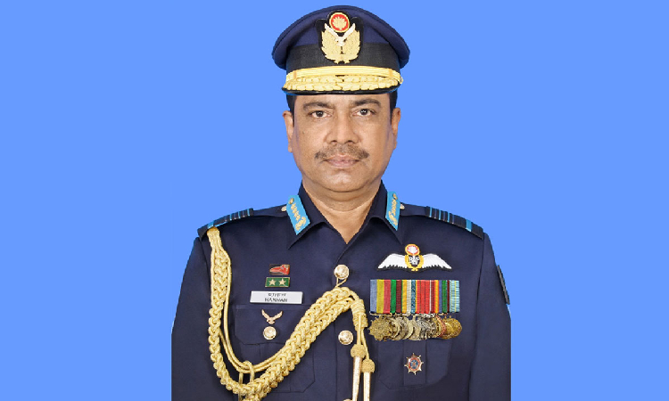 দেশে ফিরলেন বিমানবাহিনী প্রধান