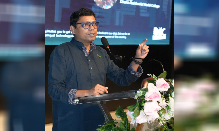 `তরুণ প্রজন্মকে সৃজনশীল ও উদ্ভাবনী স্মার্ট নাগরিক হিসেবে গড়ে তুলতে চাই'
