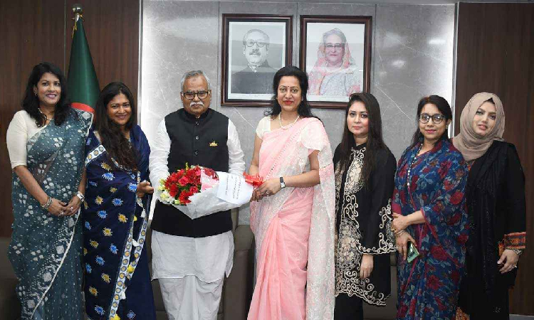 ‘আরও বেশি উদ্যোগী হবে দক্ষ নারী কর্মীদের বিদেশে পাঠাতে’