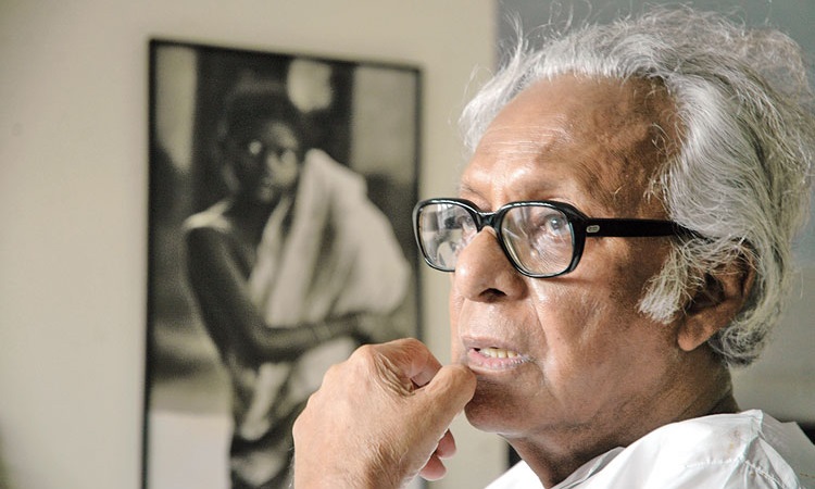 বিশ্ববরেণ্য চলচ্চিত্রকার মৃণাল সেনের জন্মদিন আজ