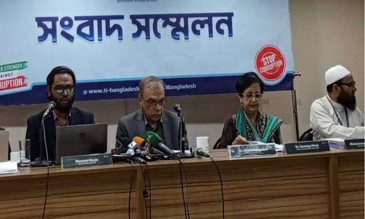 জলবায়ু তহবিল দেশের ওপর ঋণের বোঝা বাড়াচ্ছে: টিআইবি