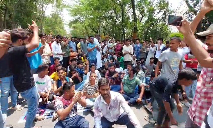 গোপালগঞ্জে আধিপত্য বিস্তারে সংঘর্ষে নিহতের ঘটনায় শোক র‍্যালি