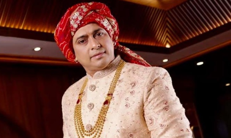 হাজারো নারী ভক্তদের কাঁদিয়ে বিয়ের পিঁড়িতে জায়েদ খান
