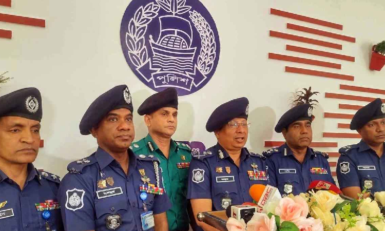 ‘সড়কে শৃঙ্খলা রক্ষায় প্রয়োজনীয় লোকবল ও লজিস্টিক সাপোর্ট রয়েছে পুলিশের’