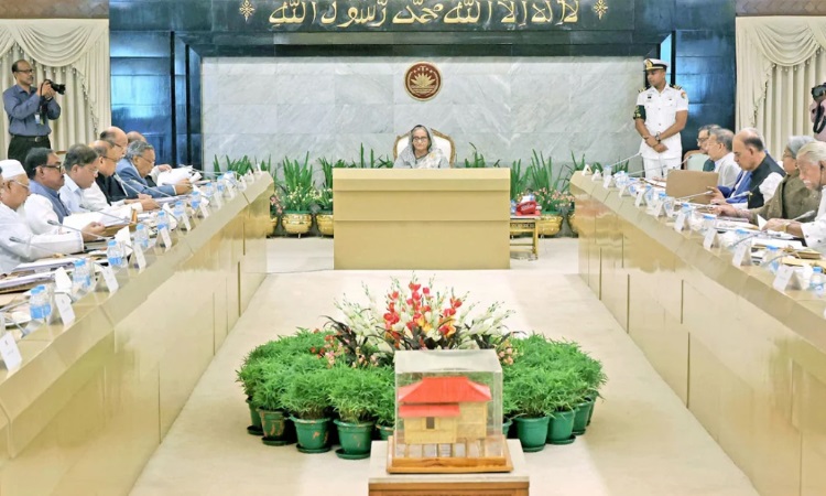 বাণিজ্য প্রতিমন্ত্রীকে কঠোরভাবে বাজার তদারকির নির্দেশ প্রধানমন্ত্রীর